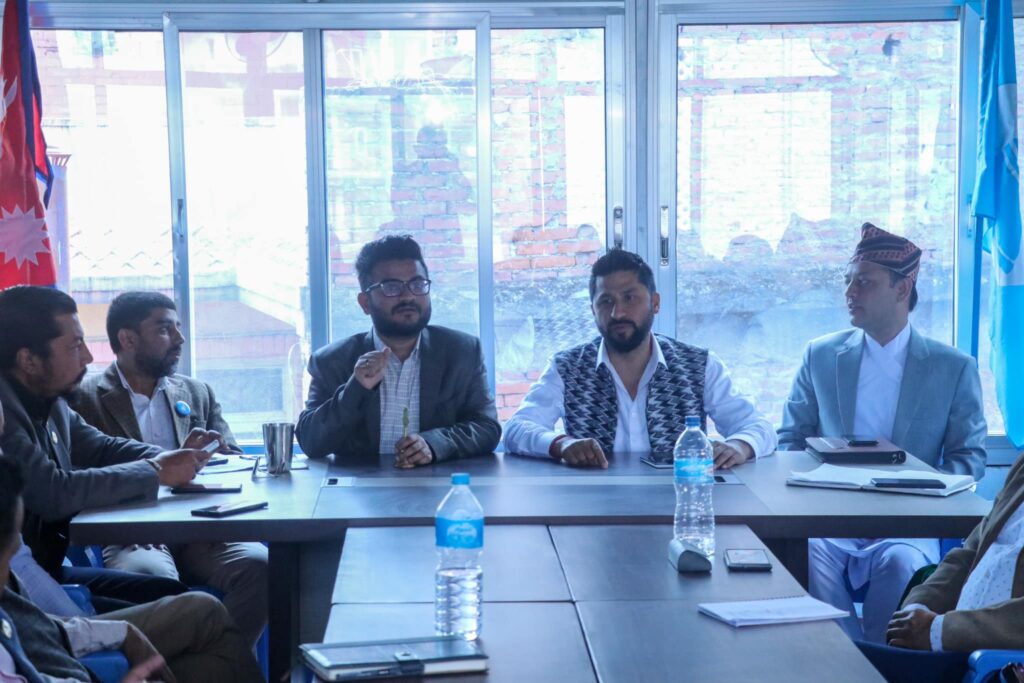 प्रधानमन्त्री दाहाललाई विश्वासको मत दिने रास्वपाको निर्णय