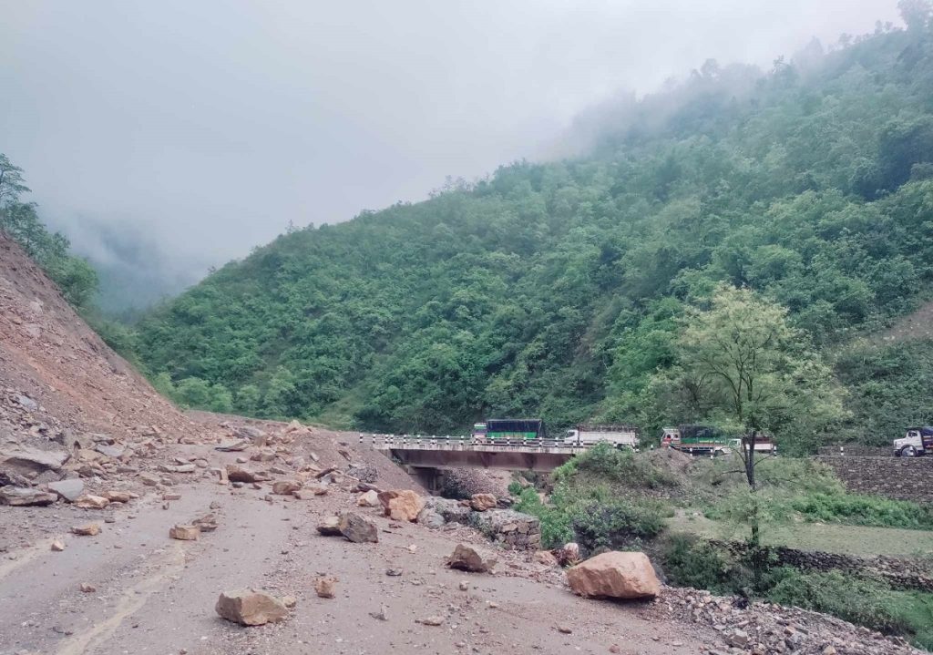 कालीगण्डकी करिडोर पूर्ण अवरुद्ध, सतर्कता अपनाउन आग्रह