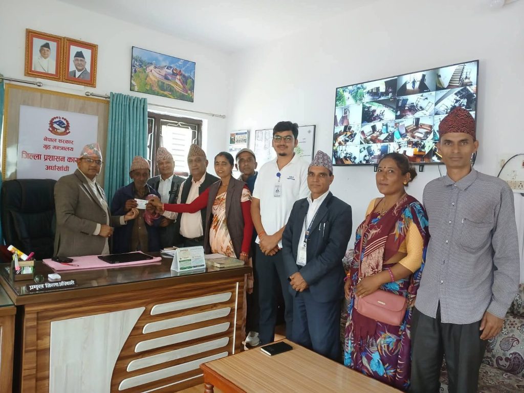 ७४ वर्षको उमेरमा मुक्तिराम आचार्यलाई पहिलो पटक नेपाली नागरिकता